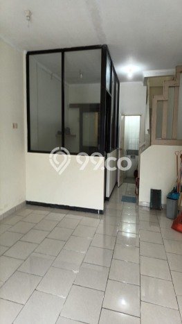 Dijual! Ruko di Semanan Jakarta Barat LT 44m2 / LB 130m2 Kawasan Strategis Dijual! Ruko di Semanan Jakarta Barat LT 44m2 / LB 130m2 Kawasan Strategis
