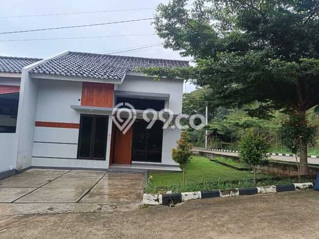 Rumah Minimalis Dijual di Cibinong 2 Kamar dengan Luas Tanah 118m2 Rumah Minimalis Dijual di Cibinong 2 Kamar dengan Luas Tanah 118m2
