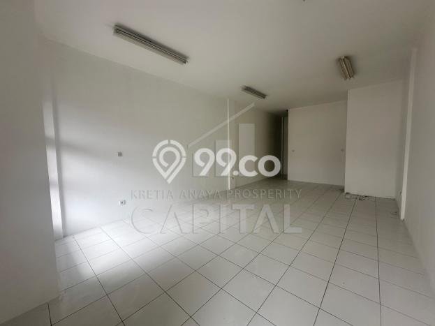 Dijual! Ruko di Taman Kopo Indah Bandung LT 65m2 / LB 100m2 Kawasan Strategis Dijual! Ruko di Taman Kopo Indah Bandung LT 65m2 / LB 100m2 Kawasan Strategis