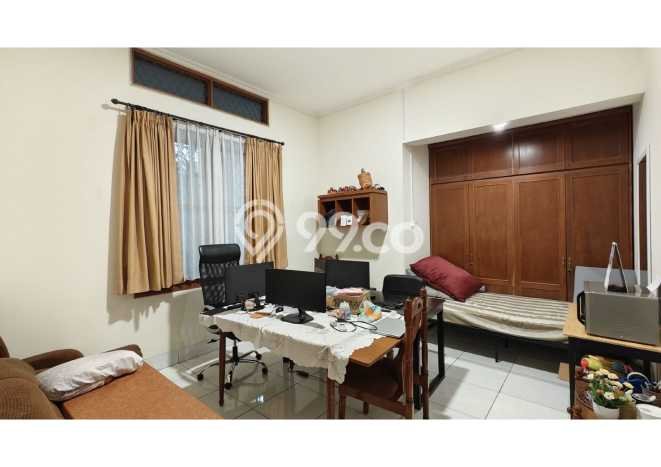 Jual Rumah Mewah Megah Dengan View Cantik di Sektor 3 - Bintaro, Tangerang Selatan Jual Rumah Mewah Megah Dengan View Cantik di Sektor 3 - Bintaro, Tangerang Selatan