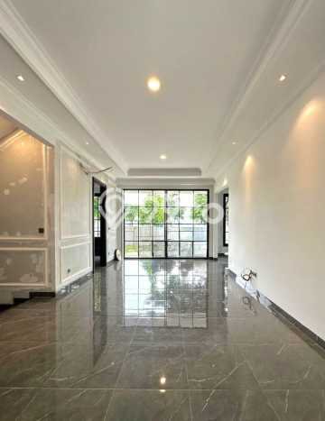 Dijual Rumah Luas Elegan Dengan View Eksklusif di Sektor 8 - Bintaro, Tangerang Selatan Dijual Rumah Luas Elegan Dengan View Eksklusif di Sektor 8 - Bintaro, Tangerang Selatan
