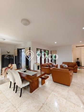 Rumah Elit Modern Tanpa Renovasi di Sektor 7-Bintaro Tangerang Selatan Rumah Elit Modern Tanpa Renovasi di Sektor 7-Bintaro Tangerang Selatan