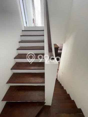 Rumah Luxury Modern Tanpa Renovasi di Sektor 9-Bintaro Tangerang Selatan Rumah Luxury Modern Tanpa Renovasi di Sektor 9-Bintaro Tangerang Selatan