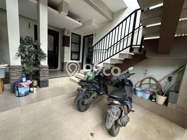 Rumah Kost Dijual di Serpong, Tangerang Selatan, 12 KT, 12 KM, Bangunan 430m2 Rumah Kost Dijual di Serpong, Tangerang Selatan, 12 KT, 12 KM, Bangunan 430m2