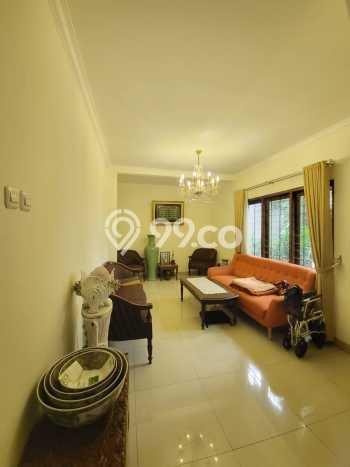 Jual Rumah Mewah Megah Dengan View Eksklusif di Sektor 3 - Bintaro, Jakarta Selatan Jual Rumah Mewah Megah Dengan View Eksklusif di Sektor 3 - Bintaro, Jakarta Selatan