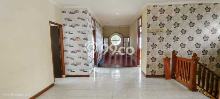 Rumah Luxury Modern Tanpa Renovasi di Sektor 9-Bintaro Tangerang Selatan Rumah Luxury Modern Tanpa Renovasi di Sektor 9-Bintaro Tangerang Selatan