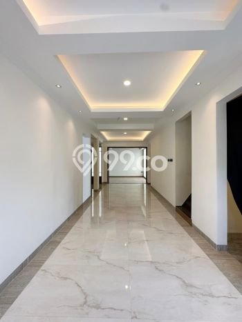Rumah Elit LB 250m2 Siap Huni Desain Elegan di Sektor 9-Bintaro, Tangerang Selatan Rumah Elit LB 250m2 Siap Huni Desain Elegan di Sektor 9-Bintaro, Tangerang Selatan