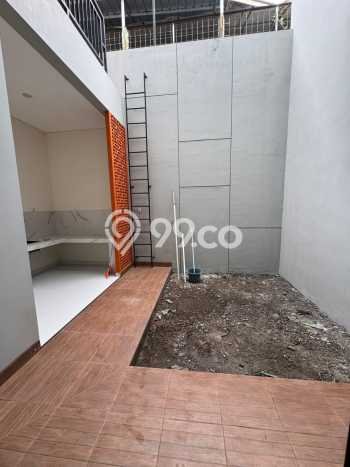 Rumah Luas Asri 3 KT Siap Pakai di Kopo Bandung Rumah Luas Asri 3 KT Siap Pakai di Kopo Bandung