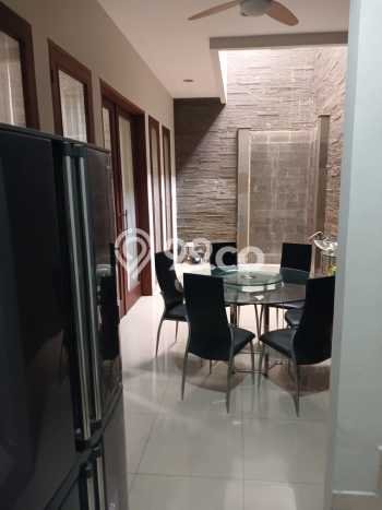Lokasi strategis! Rumah siap pakai dikontrakkan di Batununggal LB 250m2 Lokasi strategis! Rumah siap pakai dikontrakkan di Batununggal LB 250m2