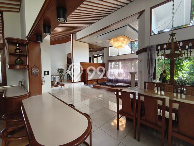 Lokasi strategis! Rumah siap huni dikontrakkan di Sukajadi LB 600m2 Lokasi strategis! Rumah siap huni dikontrakkan di Sukajadi LB 600m2