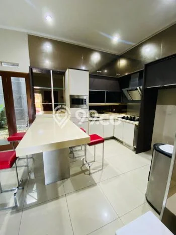 Jarang Ada! Rumah Sewa 4 Kamar Bagus Siap Huni Pasteur Jarang Ada! Rumah Sewa 4 Kamar Bagus Siap Huni Pasteur