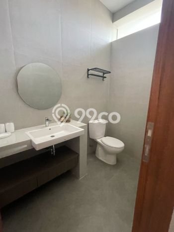 Hunian Mewah Siap Huni LT 167m2 di Bojongloa Kidul, Bandung Hunian Mewah Siap Huni LT 167m2 di Bojongloa Kidul, Bandung