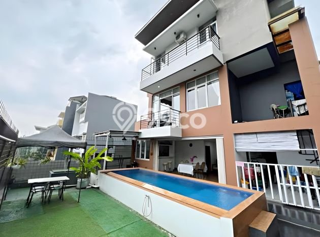 Jual Rumah Mewah Megah Dengan View Eksklusif di Resor Dago Pakar, Bandung Jual Rumah Mewah Megah Dengan View Eksklusif di Resor Dago Pakar, Bandung