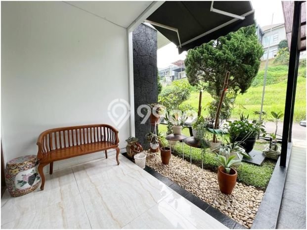 Jual Rumah Mewah Megah Dengan View Eksklusif di Resor Dago Pakar, Bandung Jual Rumah Mewah Megah Dengan View Eksklusif di Resor Dago Pakar, Bandung