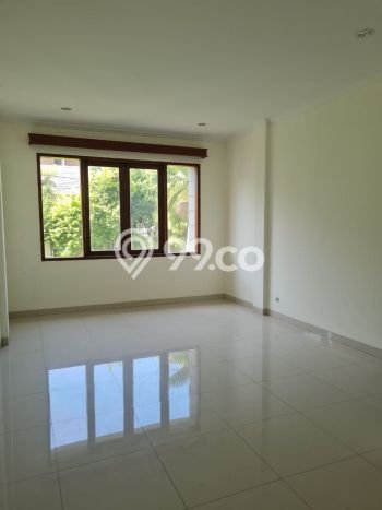 Rumah Eksklusif Siap Huni LT 335m2 di Sukasari, Bandung Rumah Eksklusif Siap Huni LT 335m2 di Sukasari, Bandung