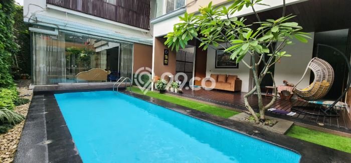 Ready to Use! Luxury House LT 420m2 Desain Modern di Kota Baru Parahyangan Ready to Use! Luxury House LT 420m2 Desain Modern di Kota Baru Parahyangan