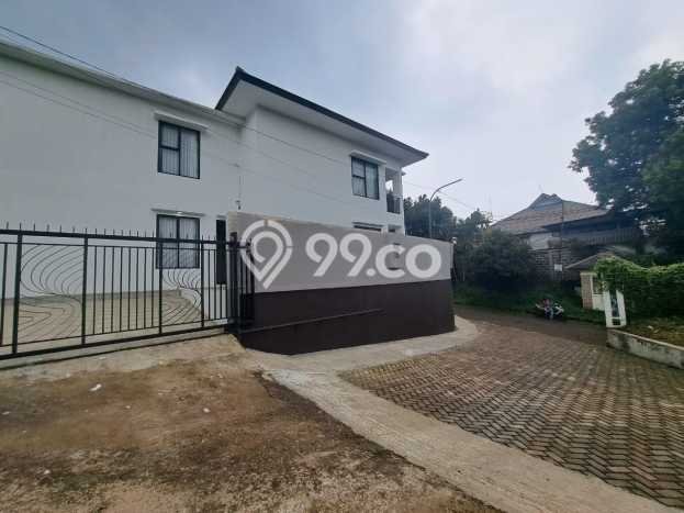 Rumah Luxury Modern Tanpa Renovasi di Setiabudi Bandung Rumah Luxury Modern Tanpa Renovasi di Setiabudi Bandung