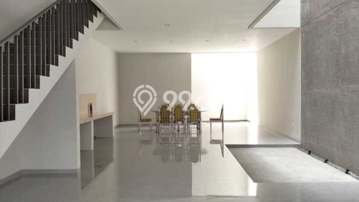 Hunian Mewah Siap Huni LT 167m2 di Bojongloa Kidul, Bandung Hunian Mewah Siap Huni LT 167m2 di Bojongloa Kidul, Bandung