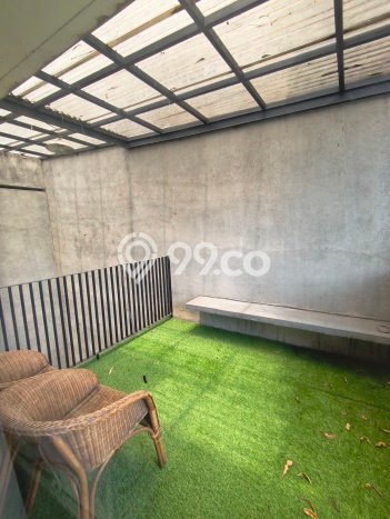 Disewakan! Rumah 3 Kamar Tidur &
3 Kamar Mandi di Setra Duta, Bandung Disewakan! Rumah 3 Kamar Tidur &
3 Kamar Mandi di Setra Duta, Bandung