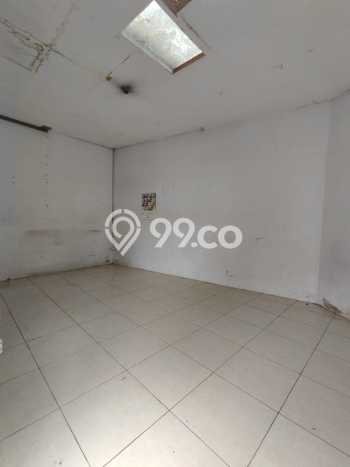 Unit Gudang Disewakan di Holis Cigondewah di Area Ramai & Strategis Unit Gudang Disewakan di Holis Cigondewah di Area Ramai & Strategis