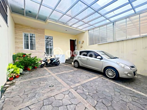 Rumah Modern 3 KT di Setra Murni Bandung Semi Furnished Rumah Modern 3 KT di Setra Murni Bandung Semi Furnished