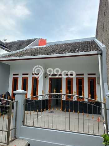 Disewakan Rumah Konsep Modern di Bojongloa Kidul Bandung dengan 3 KT Disewakan Rumah Konsep Modern di Bojongloa Kidul Bandung dengan 3 KT