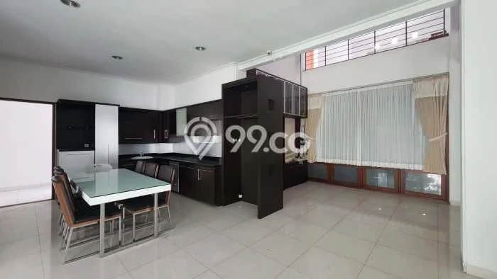 Rumah Disewakan Bandung LT 485m2 LB 350m2 Kawasan Pasteur Rumah Disewakan Bandung LT 485m2 LB 350m2 Kawasan Pasteur