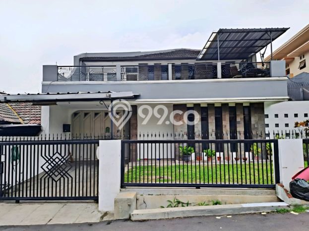 Rumah Elit LB 500m2 Siap Huni Desain Elegan di Pasteur, Bandung Rumah Elit LB 500m2 Siap Huni Desain Elegan di Pasteur, Bandung
