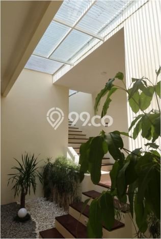 Rumah Elit Modern Tanpa Renovasi di ciumbuleuit Bandung Rumah Elit Modern Tanpa Renovasi di ciumbuleuit Bandung
