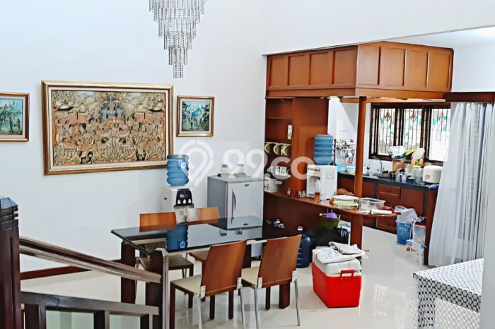 Hunian Elit LB 300m2 Siap Pakai Desain Elegan di Setra Murni, Bandung Hunian Elit LB 300m2 Siap Pakai Desain Elegan di Setra Murni, Bandung