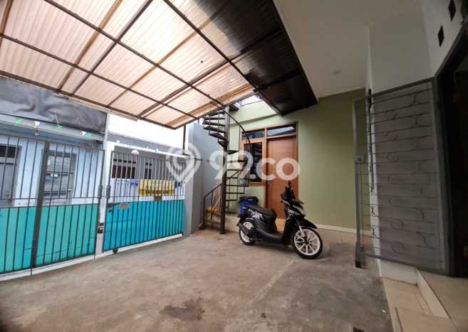 Rumah Kost Dijual di Bojongloa Kidul, Bandung, 10 KT, 10 KM, Bangunan 250m2 Rumah Kost Dijual di Bojongloa Kidul, Bandung, 10 KT, 10 KM, Bangunan 250m2