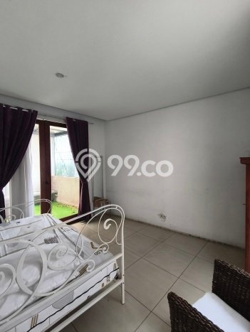 Disewakan! Rumah 3 Kamar Tidur &
3 Kamar Mandi di Setra Duta, Bandung Disewakan! Rumah 3 Kamar Tidur &
3 Kamar Mandi di Setra Duta, Bandung