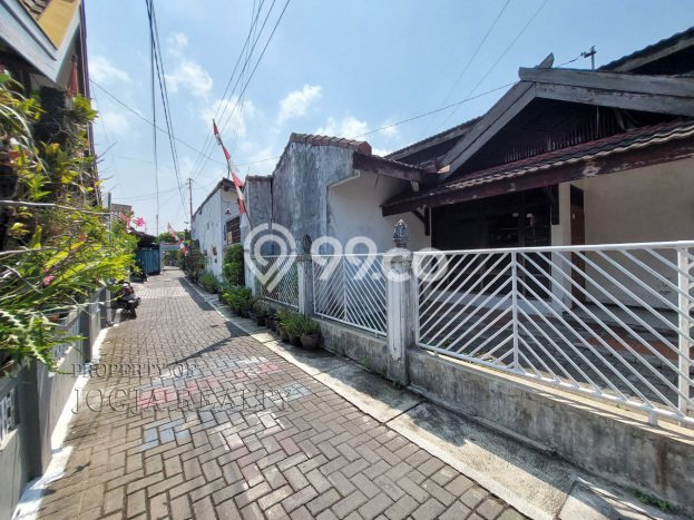 Siap Huni Rumah Mewah 12 Kamar di Danurejan Dekat ke Mana Pun Siap Huni Rumah Mewah 12 Kamar di Danurejan Dekat ke Mana Pun