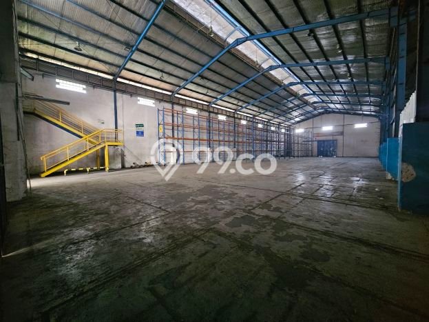 Disewakan Gudang di Kawasan Ramai Bekasi Kota Luas 700m2 Disewakan Gudang di Kawasan Ramai Bekasi Kota Luas 700m2
