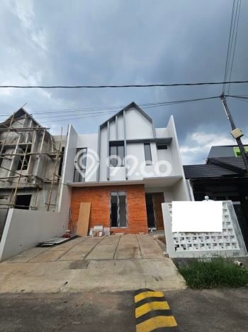 Rumah Luas Asri 4 KT Siap Huni di Bekasi Kota Bekasi Rumah Luas Asri 4 KT Siap Huni di Bekasi Kota Bekasi