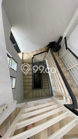 Hunian Elit LB 430m2 Siap Huni Desain Elegan di Pantai Indah Kapuk, Jakarta Utara Hunian Elit LB 430m2 Siap Huni Desain Elegan di Pantai Indah Kapuk, Jakarta Utara