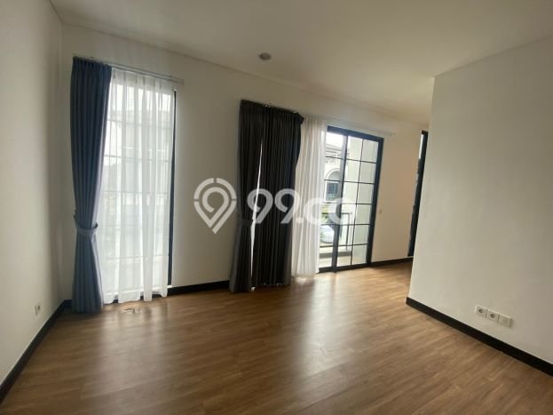 Rumah Elit Modern Tanpa Renovasi di BSD Tangerang Rumah Elit Modern Tanpa Renovasi di BSD Tangerang