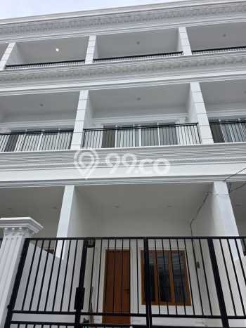 Rumah Minimalis 3 Kamar LT 88m2 di Tanjung Duren Utara Rumah Minimalis 3 Kamar LT 88m2 di Tanjung Duren Utara