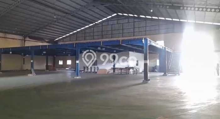 Unit Gudang Disewa Lokasi Tigaraksa, Tangerang Spesifikasi Luas Bangunan 5320m2 Unit Gudang Disewa Lokasi Tigaraksa, Tangerang Spesifikasi Luas Bangunan 5320m2