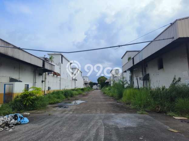 Unit Gudang disewakan di Cikarang Utara Cikarang dengan LT 30000m2 / LB 21390m2 Unit Gudang disewakan di Cikarang Utara Cikarang dengan LT 30000m2 / LB 21390m2
