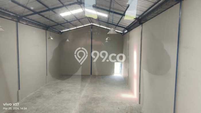 Unit Gudang Disewakan di Pasar Kemis di Area Ramai & Strategis Unit Gudang Disewakan di Pasar Kemis di Area Ramai & Strategis