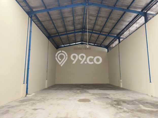 Unit Komersial Disewakan di Jakarta Barat Area Strategis Harga Kompetitif Unit Komersial Disewakan di Jakarta Barat Area Strategis Harga Kompetitif