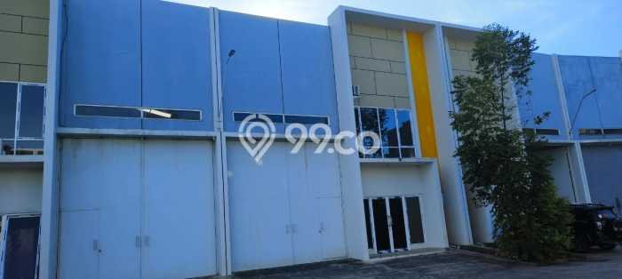 Gudang untuk Disewa di Pusat Tangerang Luas Bangunan 300m2 Gudang untuk Disewa di Pusat Tangerang Luas Bangunan 300m2