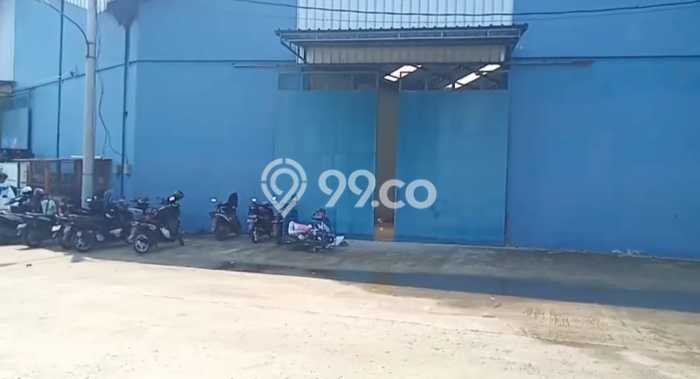 Disewakan Gudang komersial di Parung luas bangunan 300m2 Disewakan Gudang komersial di Parung luas bangunan 300m2