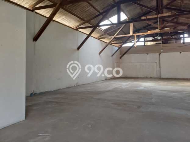 Unit Gudang Tersedia di Kamal Spesifikasi LB 220m2 Unit Gudang Tersedia di Kamal Spesifikasi LB 220m2