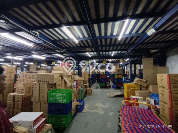 Disewakan Gudang di Kawasan Ramai Sunter Luas 4500m2 Disewakan Gudang di Kawasan Ramai Sunter Luas 4500m2