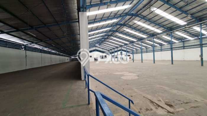 Gudang untuk Disewa di Pusat Jakarta Timur Luas Bangunan 6900m2 Gudang untuk Disewa di Pusat Jakarta Timur Luas Bangunan 6900m2