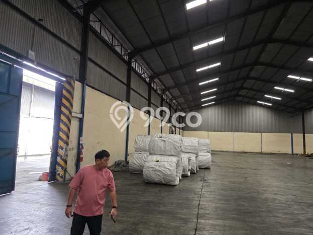 Gudang untuk disewa di Cakung punya LT 3500m2 & LB 2880m2 harga sewa kompetitif Gudang untuk disewa di Cakung punya LT 3500m2 & LB 2880m2 harga sewa kompetitif