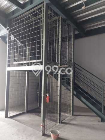 FOR RENT! Gudang di Kapuk Kamal Cocok untuk Bisnis 243m2 FOR RENT! Gudang di Kapuk Kamal Cocok untuk Bisnis 243m2