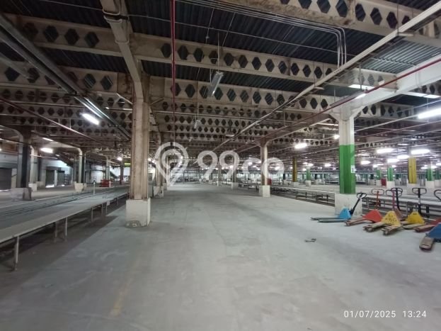 Gudang disewakan di Cikarang Barat Bekasi dengan luas bangunan 20500m2 Gudang disewakan di Cikarang Barat Bekasi dengan luas bangunan 20500m2